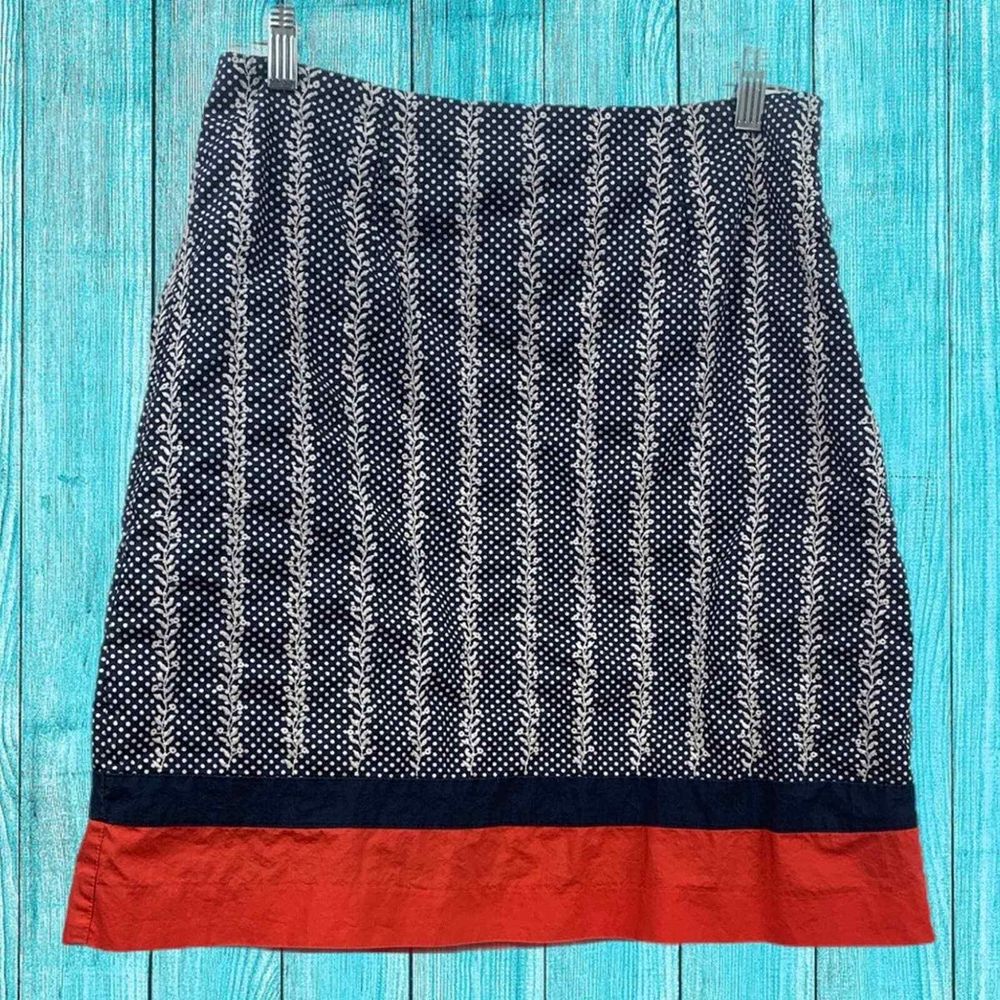 Talbots Petite Navy Red Aline Skirt Polka Dot Floral Embroidered Sz 8